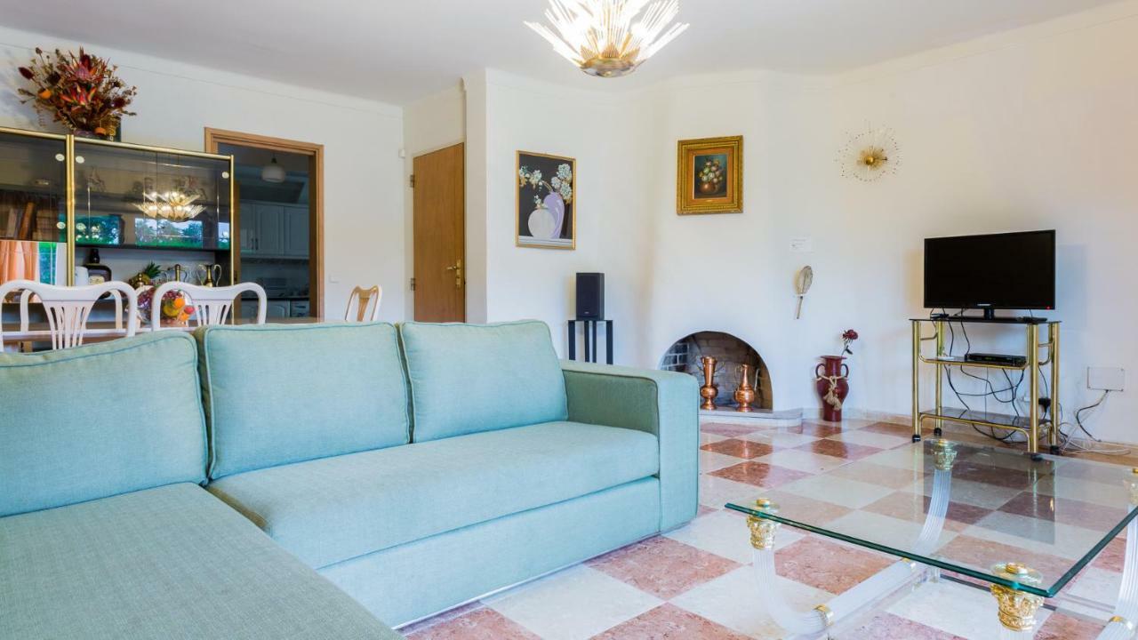 Villa Girassol ヴィラモウラ エクステリア 写真