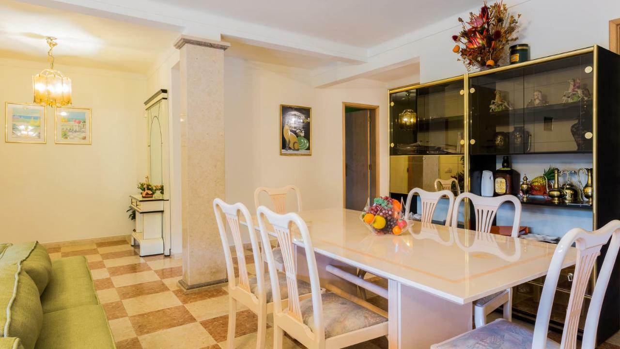 Villa Girassol ヴィラモウラ エクステリア 写真
